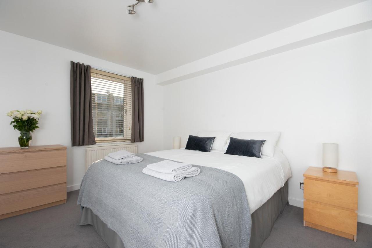 Dwellcome Home Ltd 2 King Beds West End Apt, Half Mile To Union Street Yet Quiet, Free Allocated Parking Space At Rear Entrance & Fast Wifi, Ideal For Long Term Contractor, Corporate, Etc Stays, Regular Housekeeping Option - See Our Site For Assuranc Aberdeen Bagian luar foto