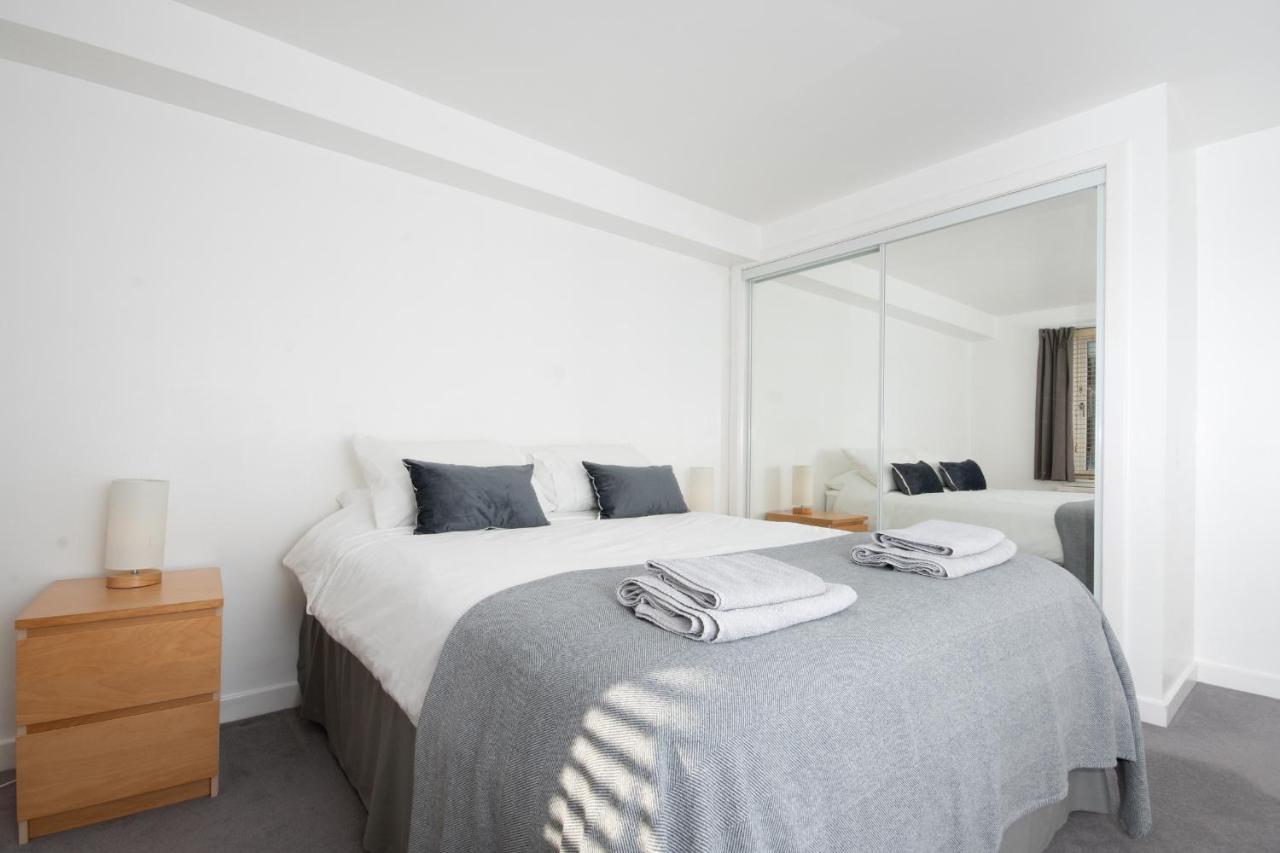 Dwellcome Home Ltd 2 King Beds West End Apt, Half Mile To Union Street Yet Quiet, Free Allocated Parking Space At Rear Entrance & Fast Wifi, Ideal For Long Term Contractor, Corporate, Etc Stays, Regular Housekeeping Option - See Our Site For Assuranc Aberdeen Bagian luar foto